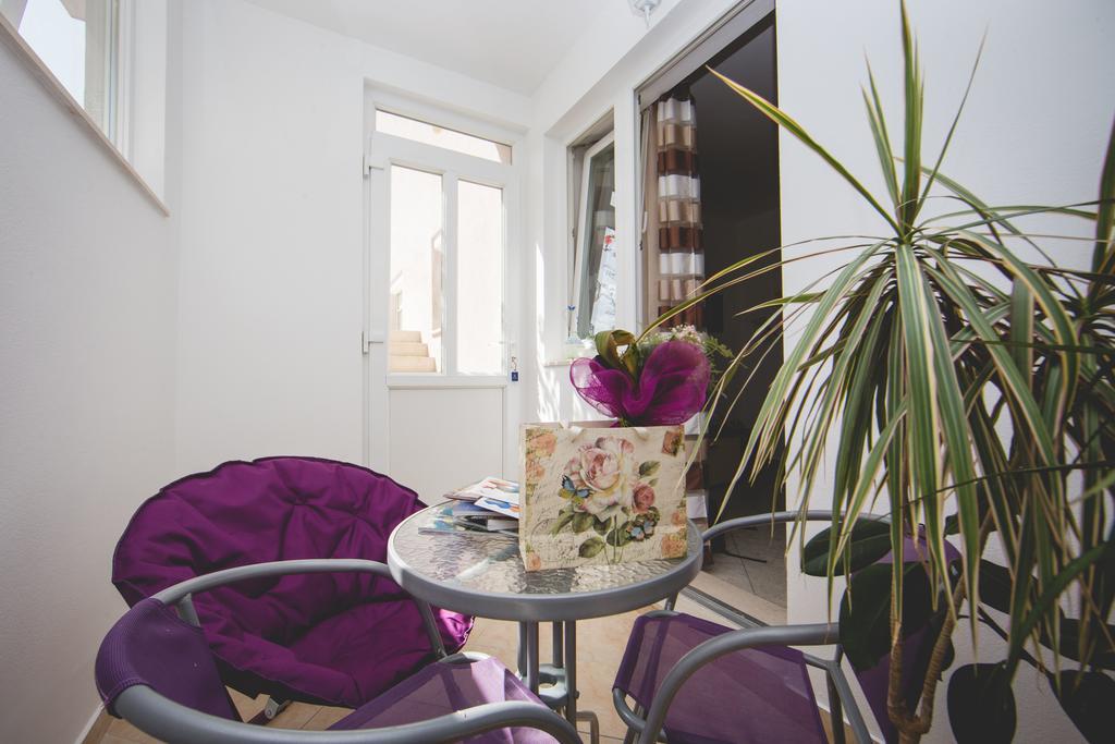 Apartment Karla&Nella Stobreč Extérieur photo